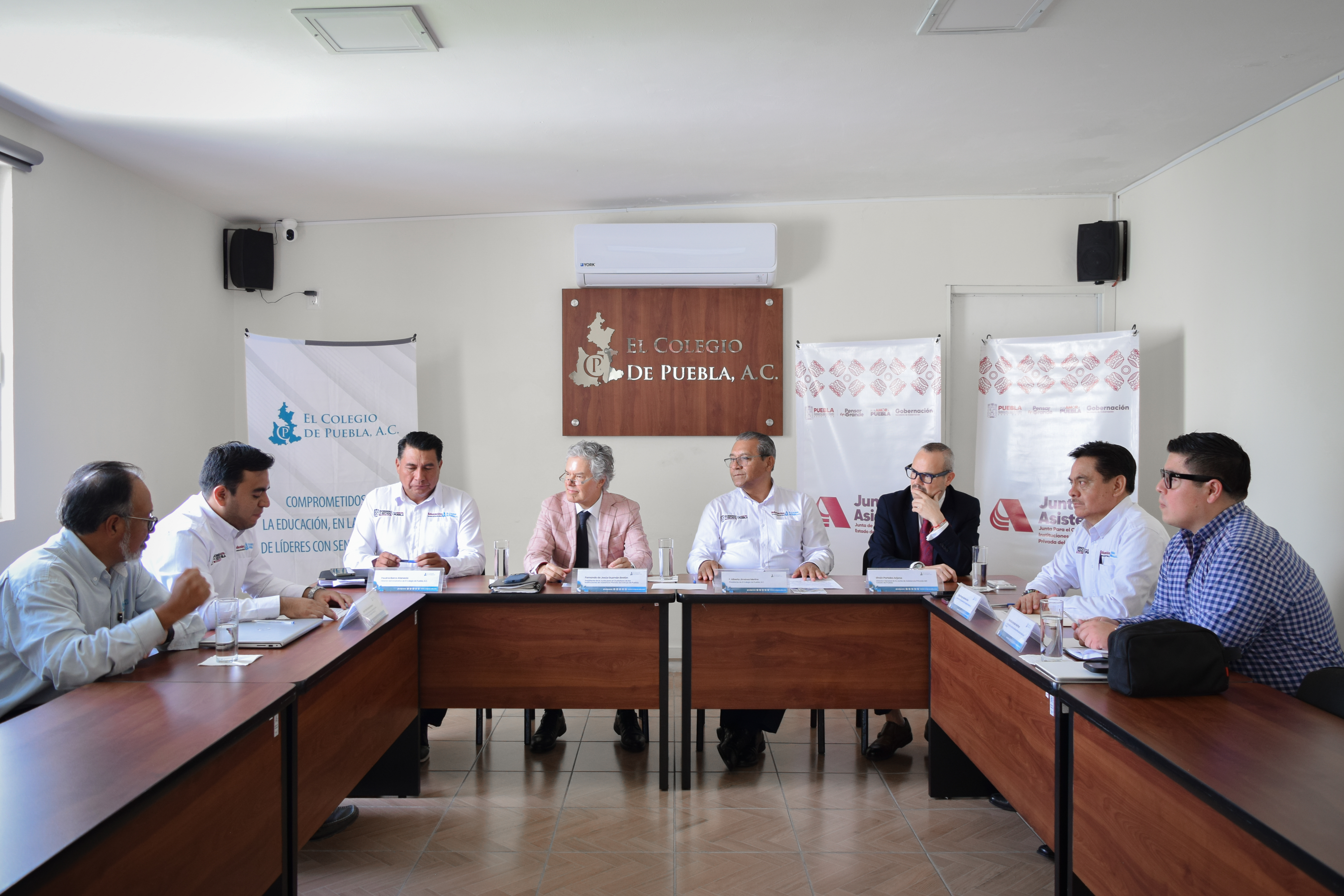 Fotografía de Firma de Convenio de Colaboración con la Junta de Asistencia Privada del Estado de Puebla