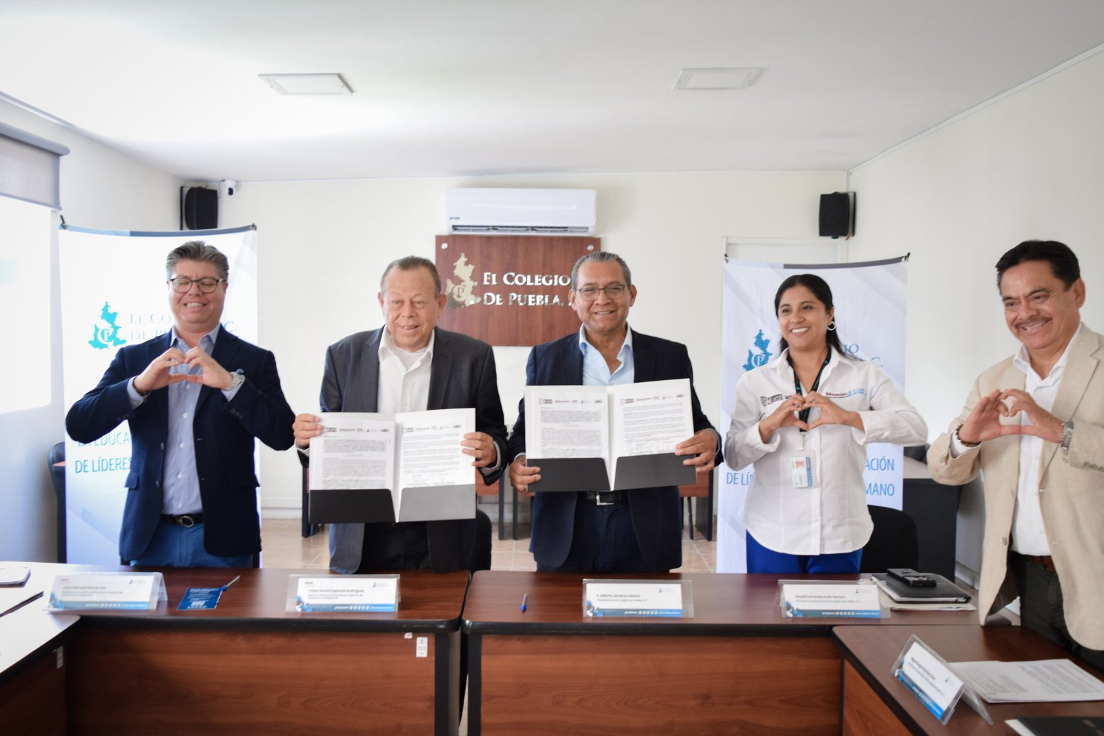 Fotografía de Firma El Colegio de Puebla convenio de colaboración estratégica con el IPAM